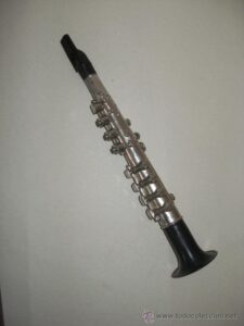 clarinete-de-plastico